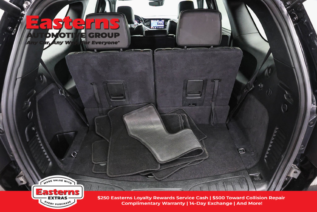 Used 2024 Dodge Durango GT RWD image 10