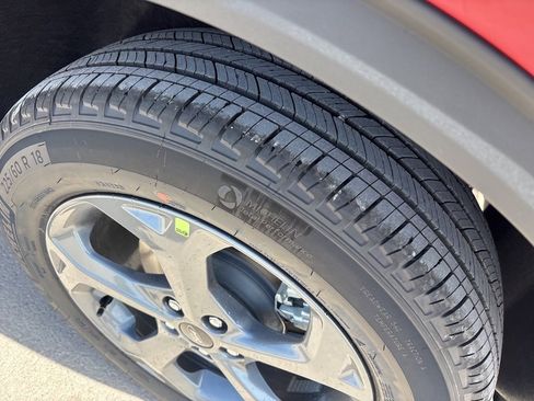 New 2025 Ford Escape ST-Line w/ Tech Pack #1 image 8