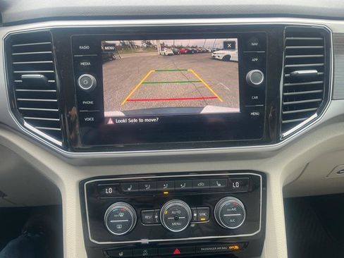 Used 2019 Volkswagen Atlas SEL image 12