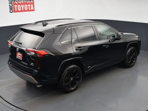 Used 2024 Toyota RAV4 SE AWD/4WD image 19