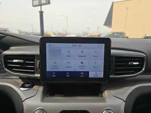 Used 2023 Ford Explorer XLT w/ Equipment Group 202A image 15
