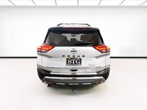 Used 2021 Nissan Rogue SL w/ Premium Package AWD/4WD image 5
