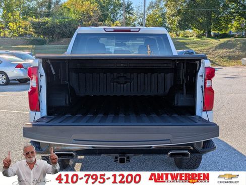 Used 2021 Chevrolet Silverado 1500 LT Trail Boss w/ Bed Protection Package image 14