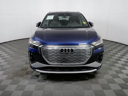 Used 2023 Audi Q4 e-tron Prestige image 35