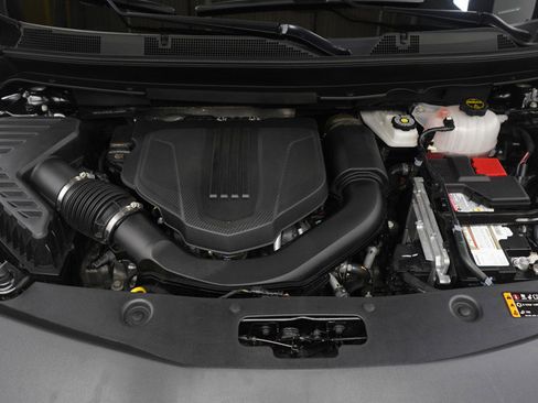 Used 2025 Buick Enclave Avenir image 35