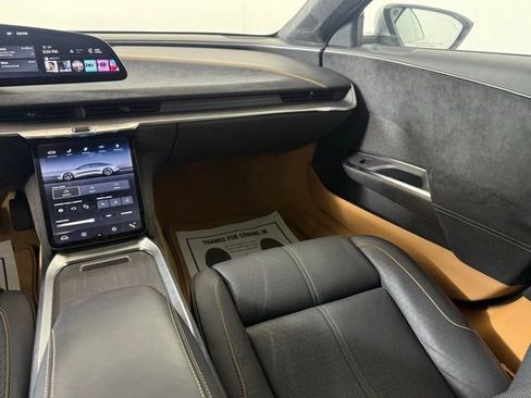 Used 2022 Lucid Air Grand Touring image 27