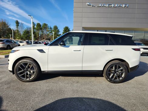 New 2026 Land Rover Range Rover Sport SE AWD/4WD image 22