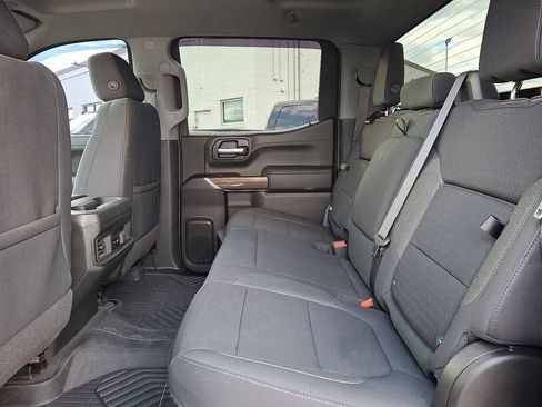 Used 2022 Chevrolet Silverado 1500 RST image 12