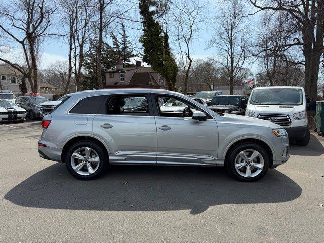 Used 2023 Audi Q7 2.0T Premium Plus w/ Premium Plus Package AWD/4WD image 8