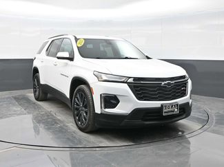 Used 2022 Chevrolet Traverse RS w/ LPO, Cargo Package video 2
