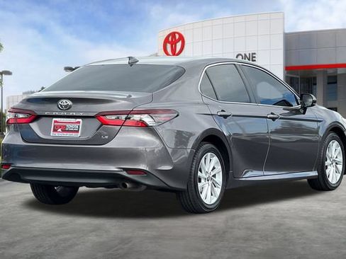 Used 2024 Toyota Camry LE FWD image 4