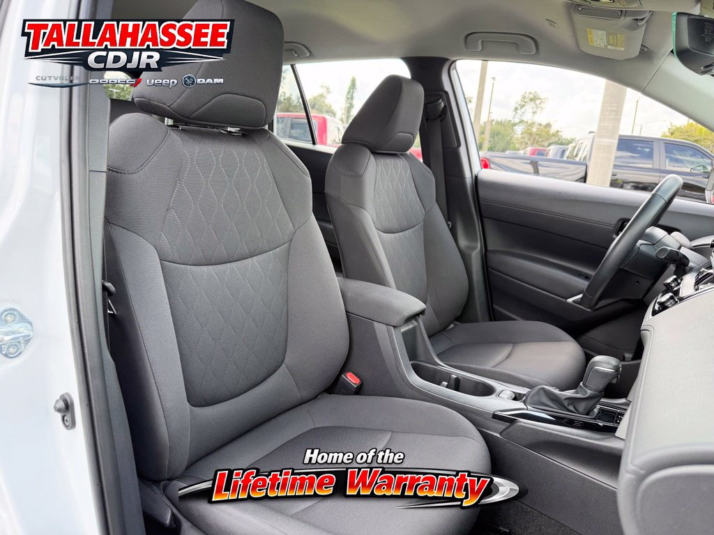 Used 2024 Toyota Corolla Cross LE FWD image 39