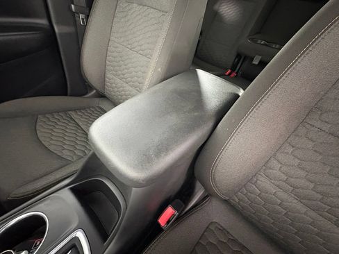 Used 2021 Chevrolet Equinox LT FWD image 28