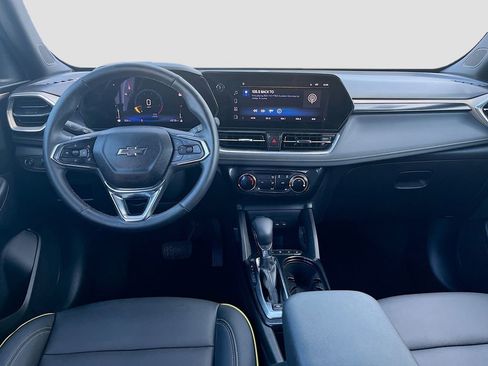 Used 2025 Chevrolet TrailBlazer ACTIV w/ Driver Confidence Package image 21