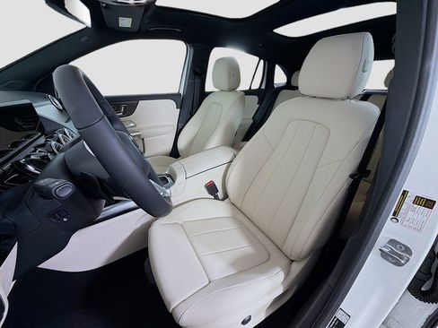 New 2026 Mercedes-Benz GLA 250 4MATIC image 12