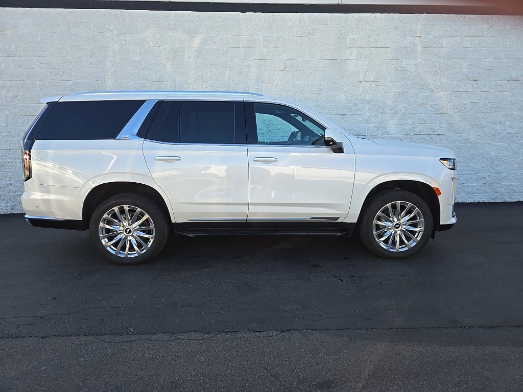 Certified 2024 Cadillac Escalade Premium Luxury AWD/4WD image 33