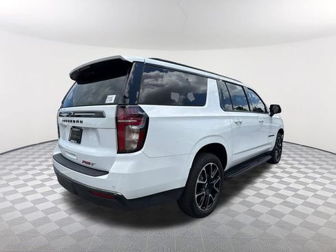 Used 2022 Chevrolet Suburban RST w/ Luxury Package RWD image 5