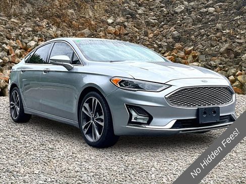 Used 2020 Ford Fusion Titanium AWD/4WD image 10
