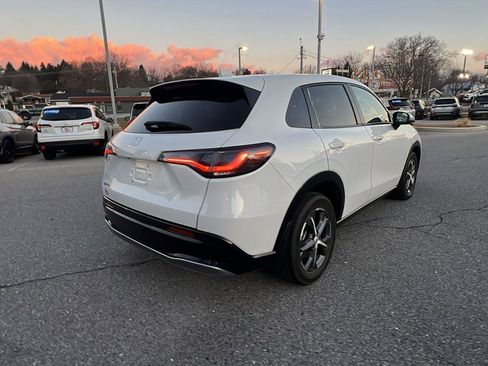 Used 2024 Honda HR-V EX-L image 4