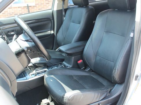 Used 2017 Mitsubishi Outlander SEL FWD image 14
