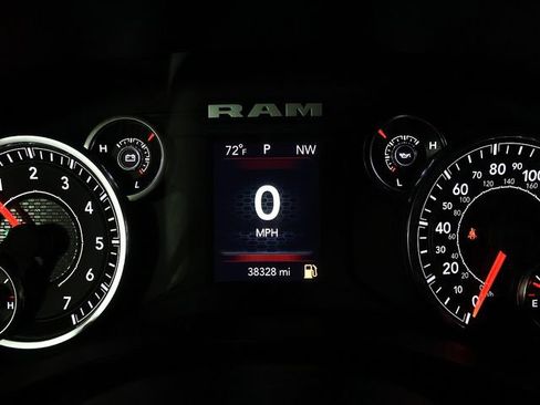Used 2023 RAM 1500 Big Horn AWD/4WD image 15