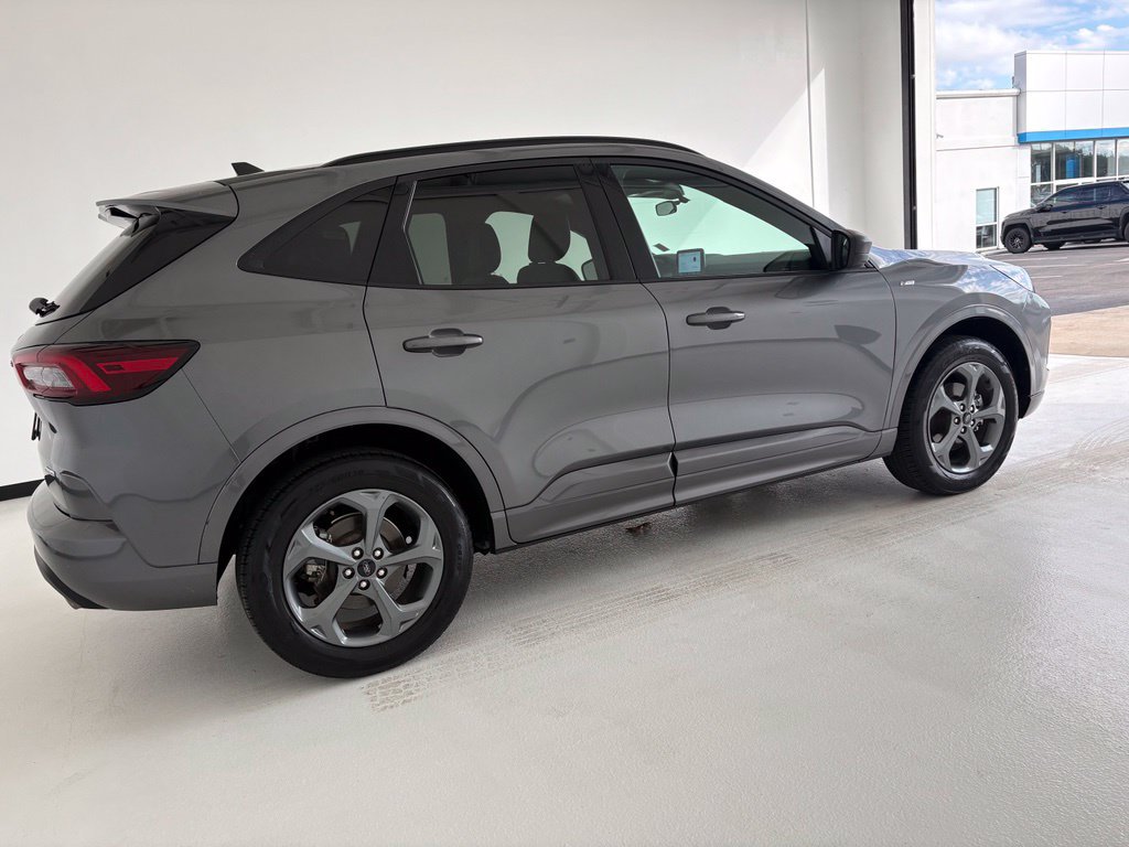 Used 2024 Ford Escape ST-Line AWD/4WD image 23