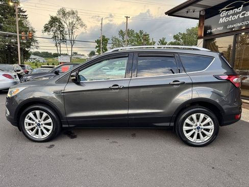 Used 2017 Ford Escape Titanium AWD/4WD image 2