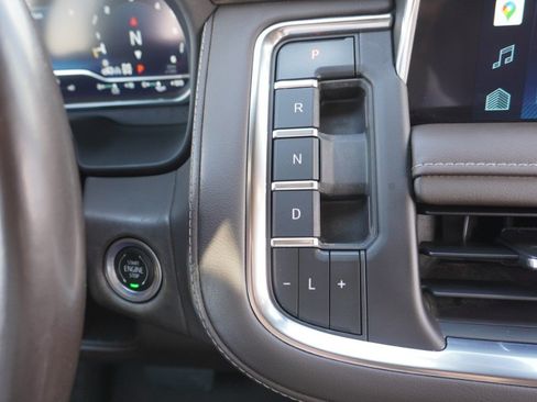 Used 2022 Chevrolet Suburban Z71 w/ Off-Road Capability Package AWD/4WD image 21
