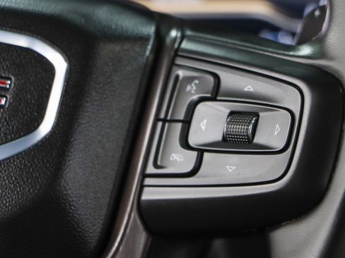 Used 2024 GMC Sierra 1500 AT4 w/ Technology Package AWD/4WD image 16