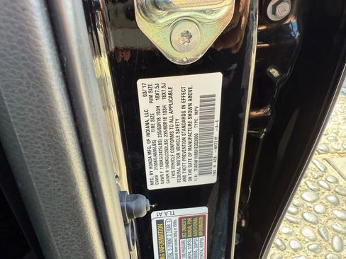 Used 2017 Honda CR-V EX-L image 29