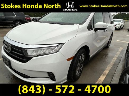 Certified 2024 Honda Odyssey EX-L image 2