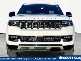 Used 2024 Jeep Wagoneer L Series II w/ Flexible Seating Group video 2