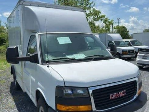 New 2025 GMC Savana 3500 w/ Power Convenience Package image 2