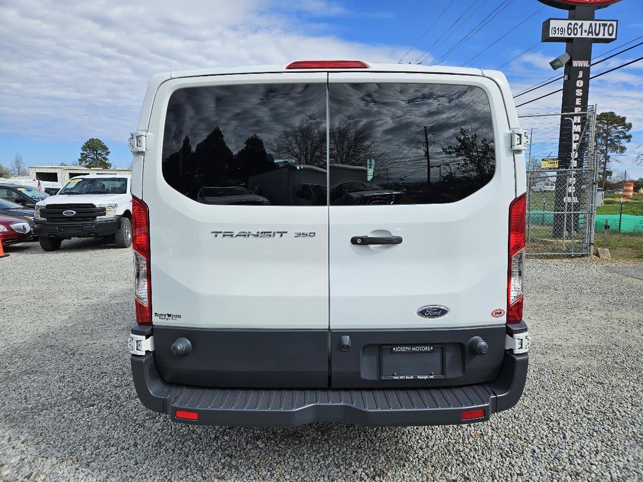 Used 2018 Ford Transit 350 XL RWD image 4
