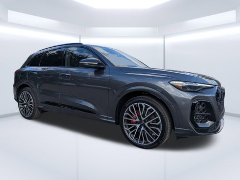 New 2025 Audi SQ5 Premium Plus image 1