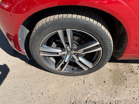 Used 2018 Volvo XC60 T5 Momentum w/ Convenience Package AWD/4WD image 11
