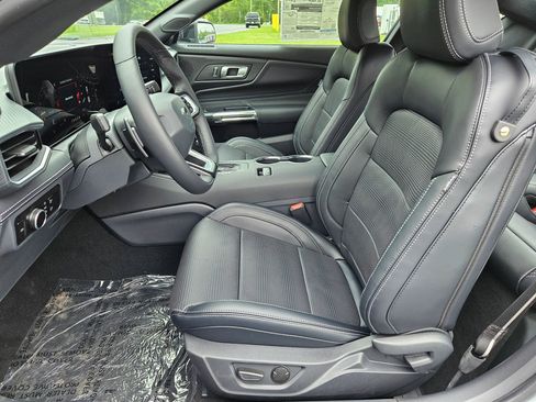 New 2025 Ford Mustang GT Premium image 4