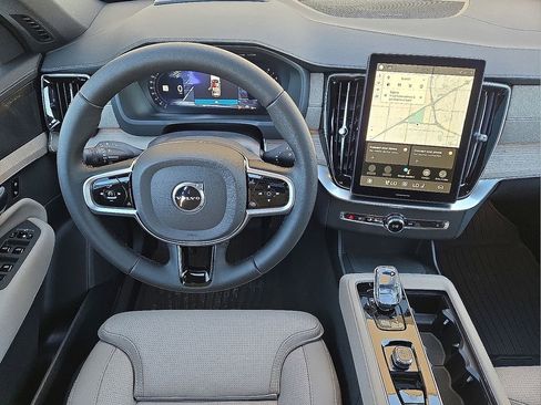 New 2026 Volvo XC90 B6 Ultra w/ Protection Package Premier AWD/4WD image 18