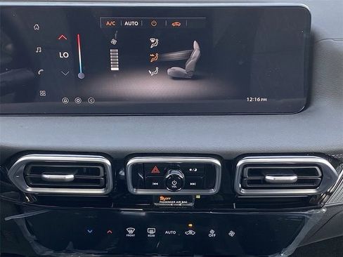 New 2026 Nissan Sentra SV w/ Floor Mat Package FWD image 17