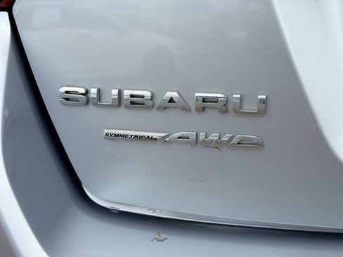 Used 2017 Subaru Crosstrek 2.0i Premium image 11