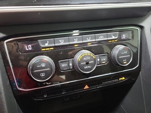 Used 2019 Volkswagen Atlas SEL AWD/4WD image 40