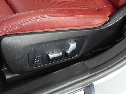 Certified 2024 BMW 330i Sedan w/ Convenience Package RWD image 23