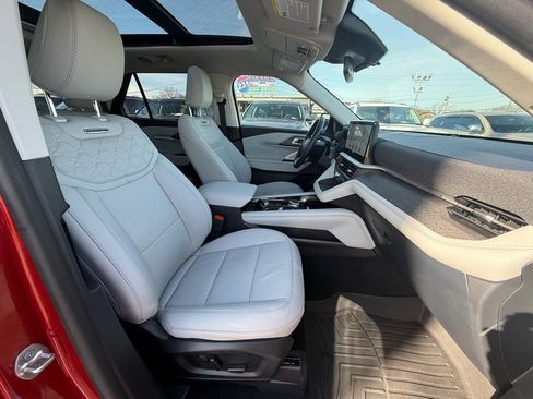 Used 2025 Ford Explorer Platinum w/ Ultimate Package image 28