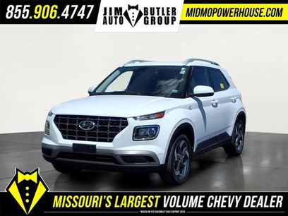 Used 2023 Hyundai Venue SEL