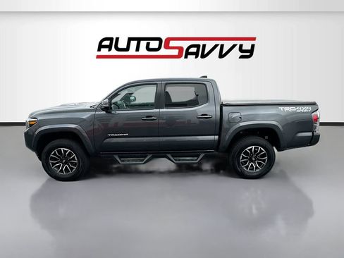Used 2023 Toyota Tacoma TRD Sport w/ Technology Package image 4