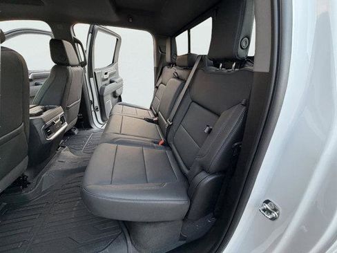 New 2026 GMC Sierra 1500 SLT w/ SLT Premium Package image 15