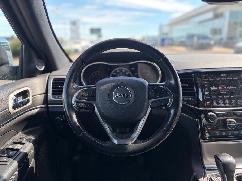 Used 2020 Jeep Grand Cherokee Limited AWD/4WD image 24