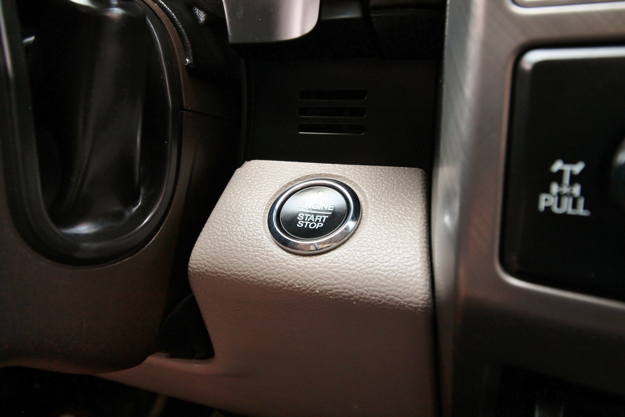 Used 2019 Ford F250 Limited AWD/4WD image 39