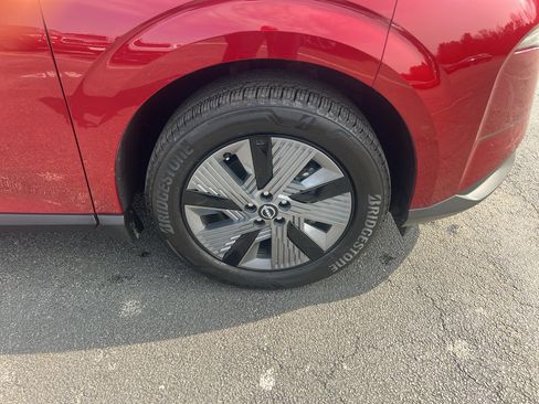 Used 2025 Nissan Murano SL image 11