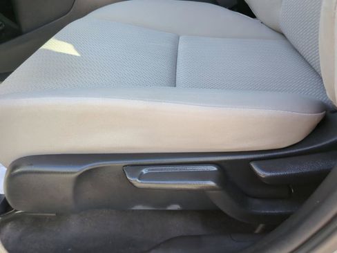Certified 2017 Honda HR-V LX image 15